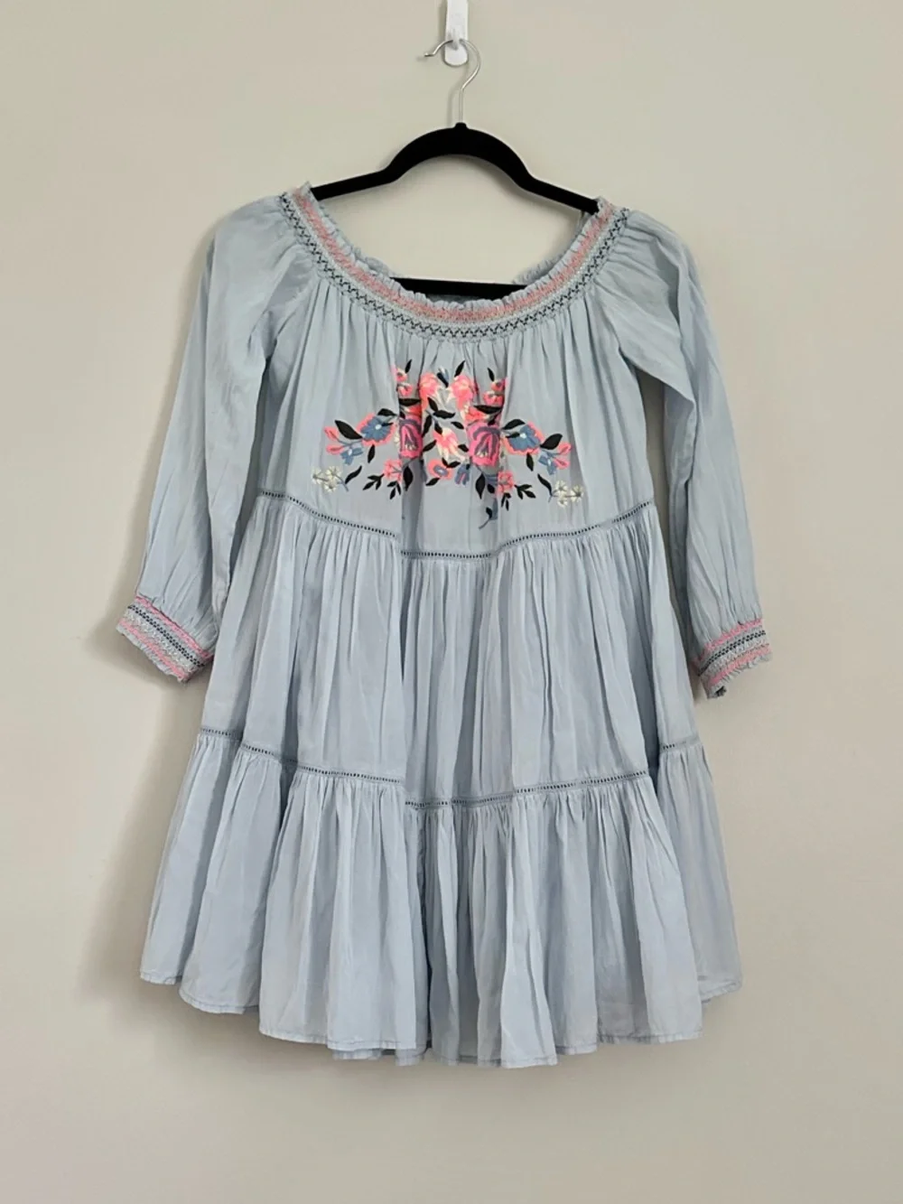 Free People Blue Embroidered Babydoll Mini Dress XS Boho Peasant Floral Festival